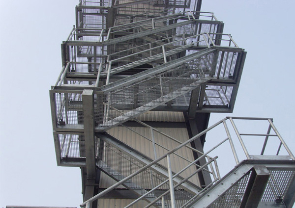新疆油厂楼梯平台钢格板