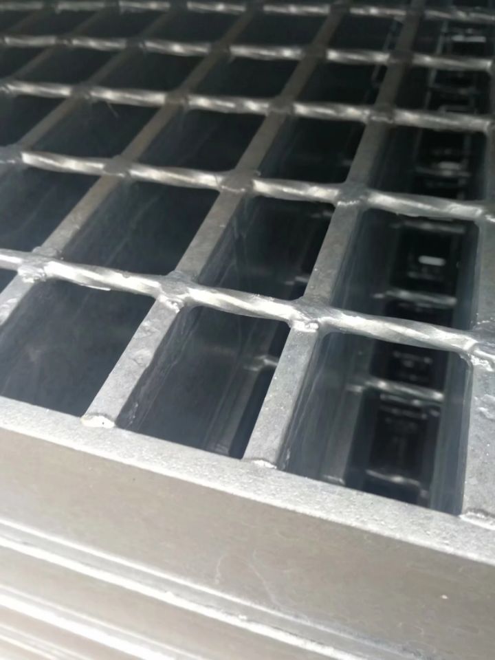 Ⅰ型钢格栅板的特点及市场使用情况