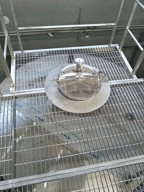 镀锌钢格栅板的固定方法