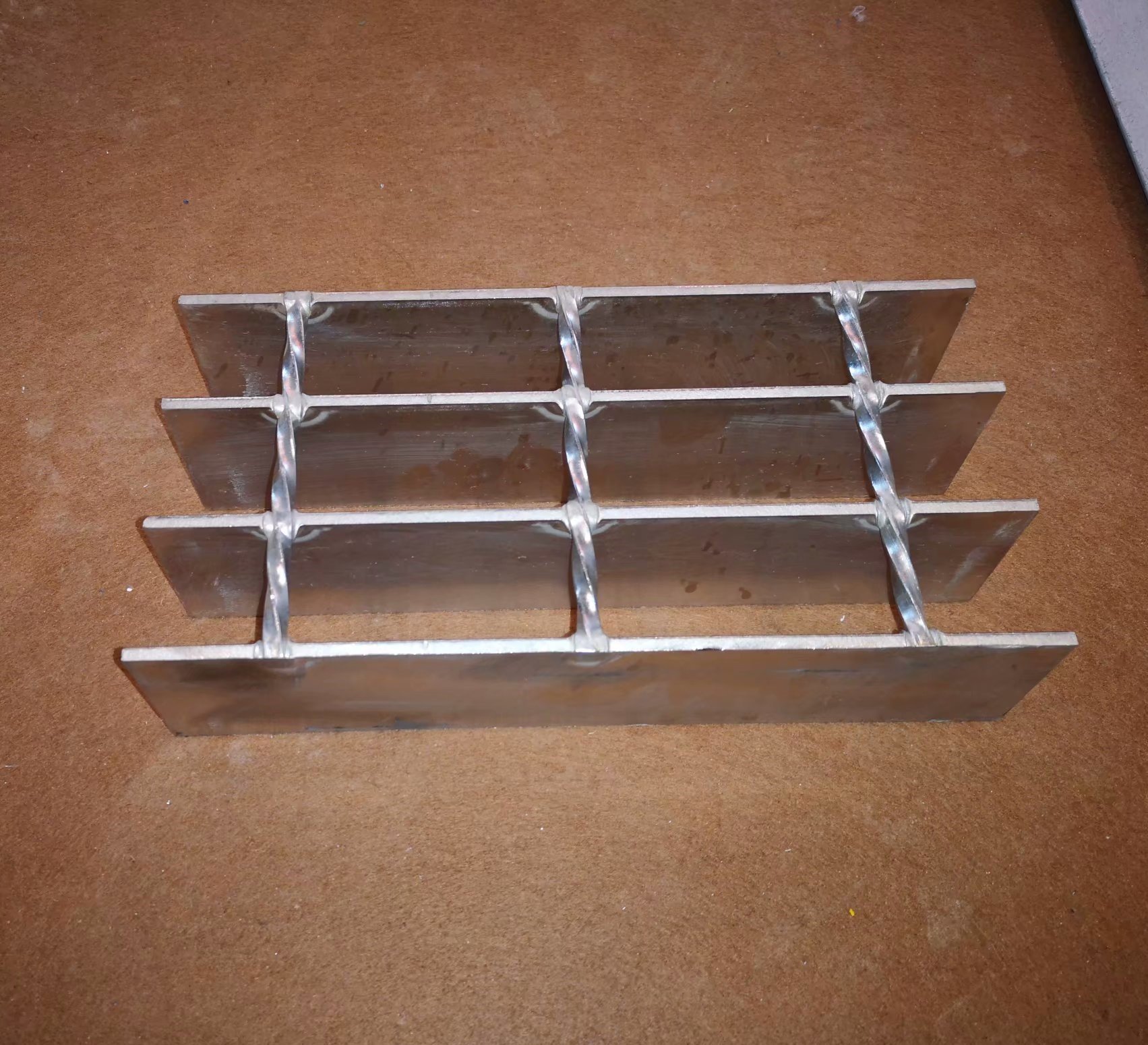 钢格板成品